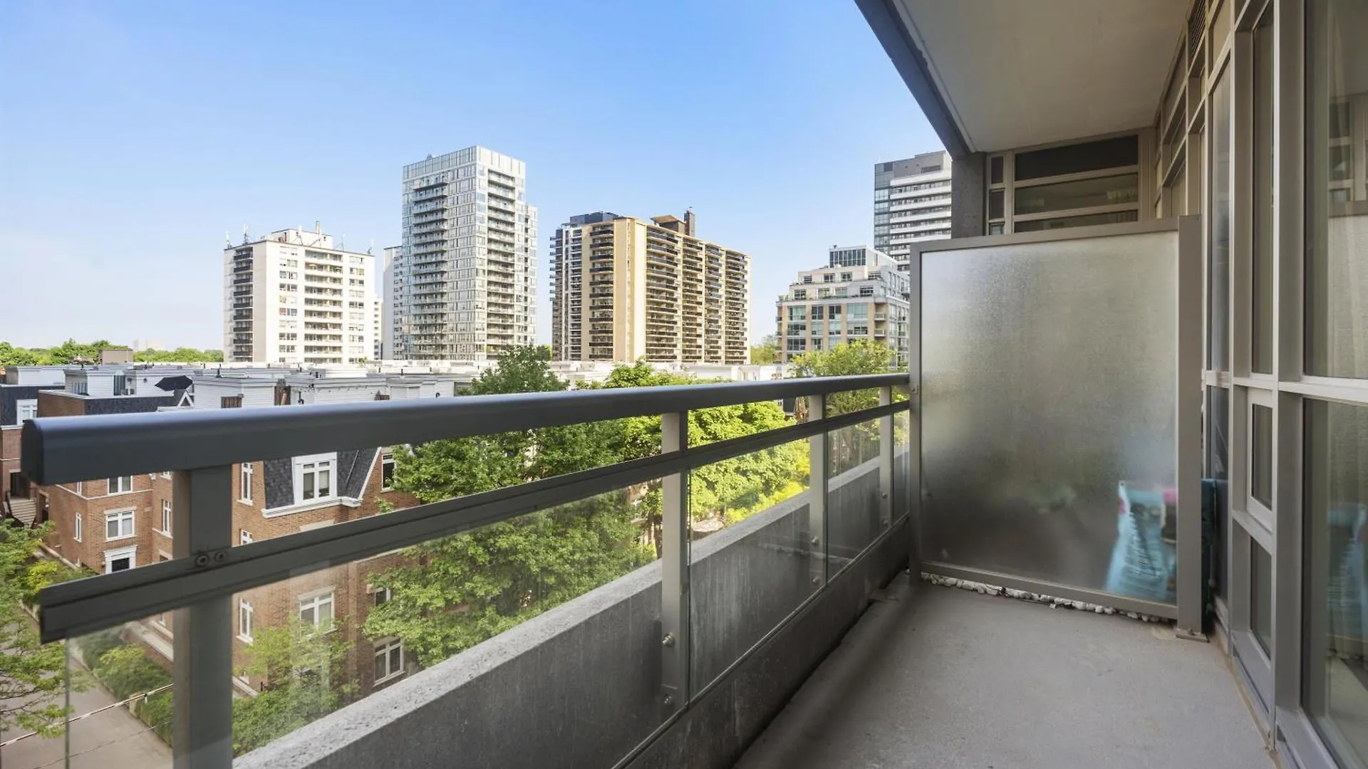 Modern Lillian St Apartments By Globalstay Toronto