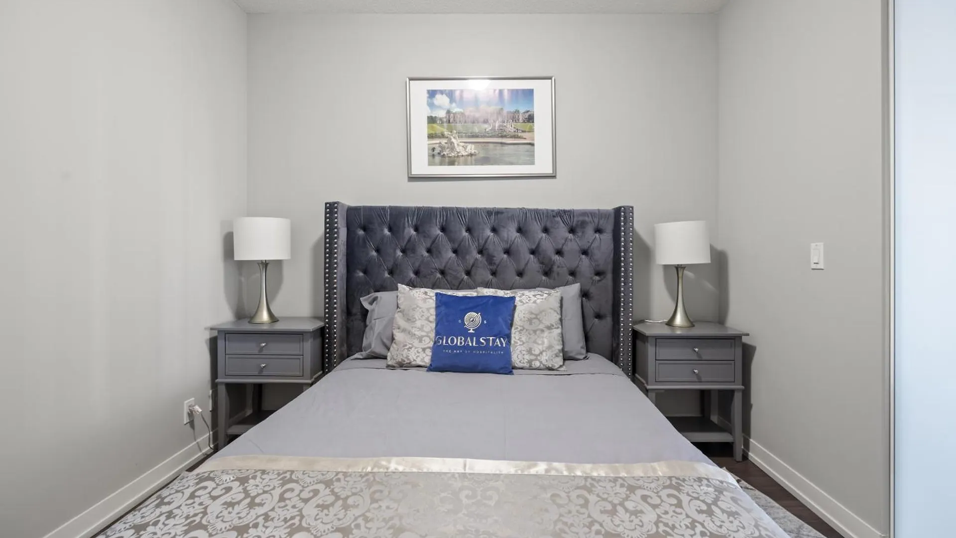 Modern Lillian St Apartments By Globalstay Toronto