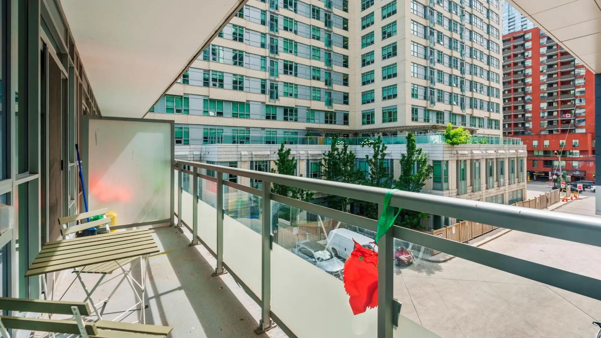 Modern Lillian St Apartments By Globalstay Toronto Canada