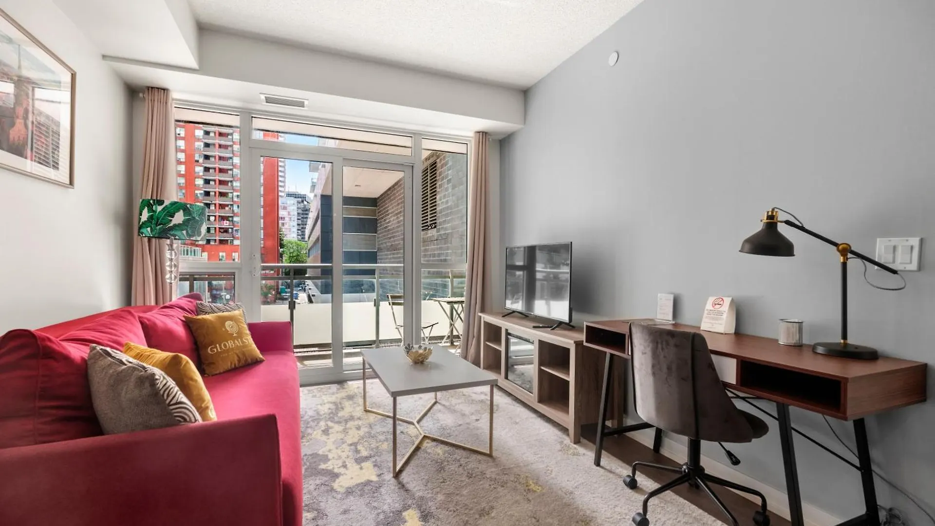 Modern Lillian St Apartments By Globalstay Toronto