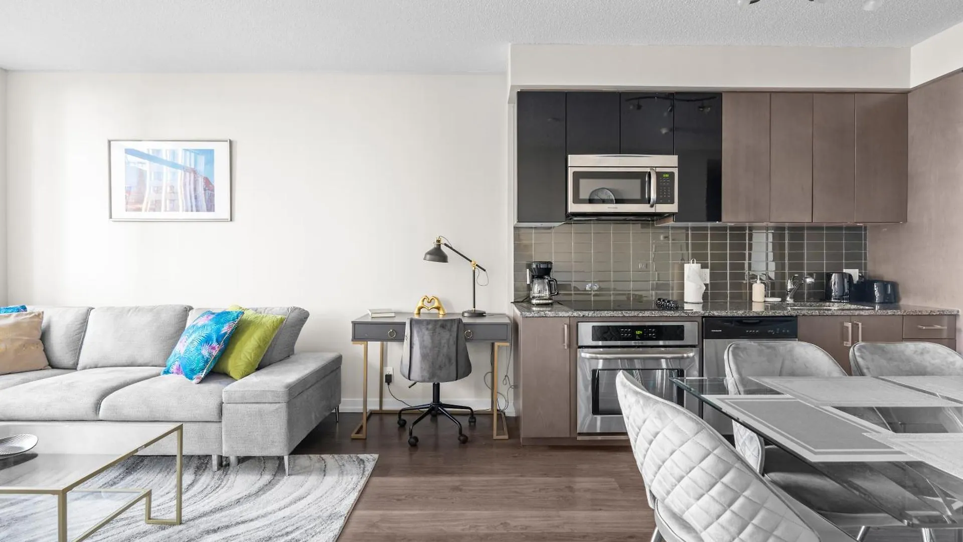 Modern Lillian St Apartments By Globalstay Toronto 0*,