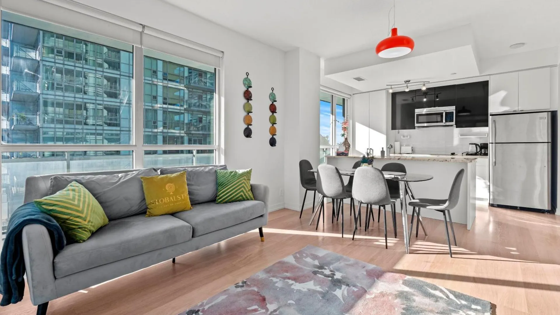 Modern Lillian St Apartments By Globalstay Toronto