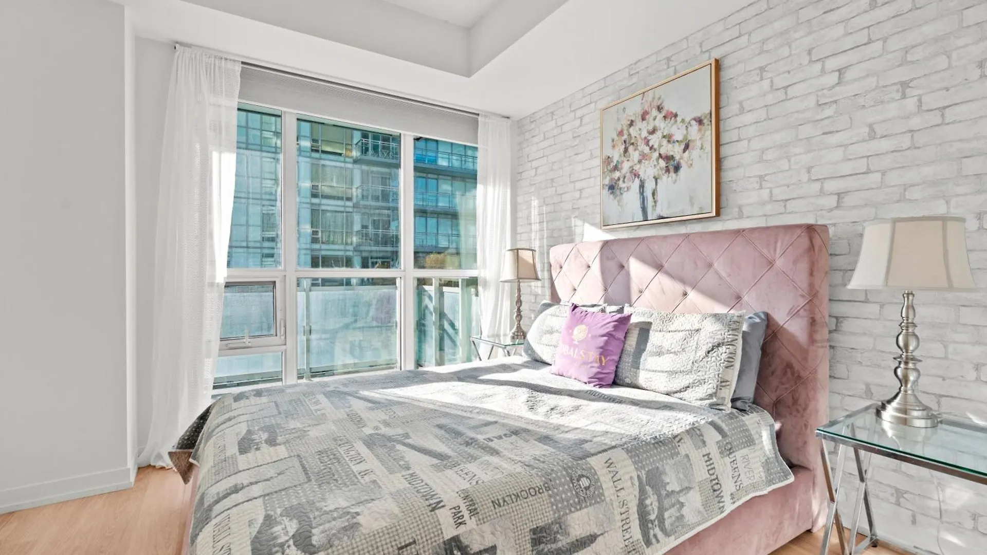 Modern Lillian St Apartments By Globalstay Toronto Canada
