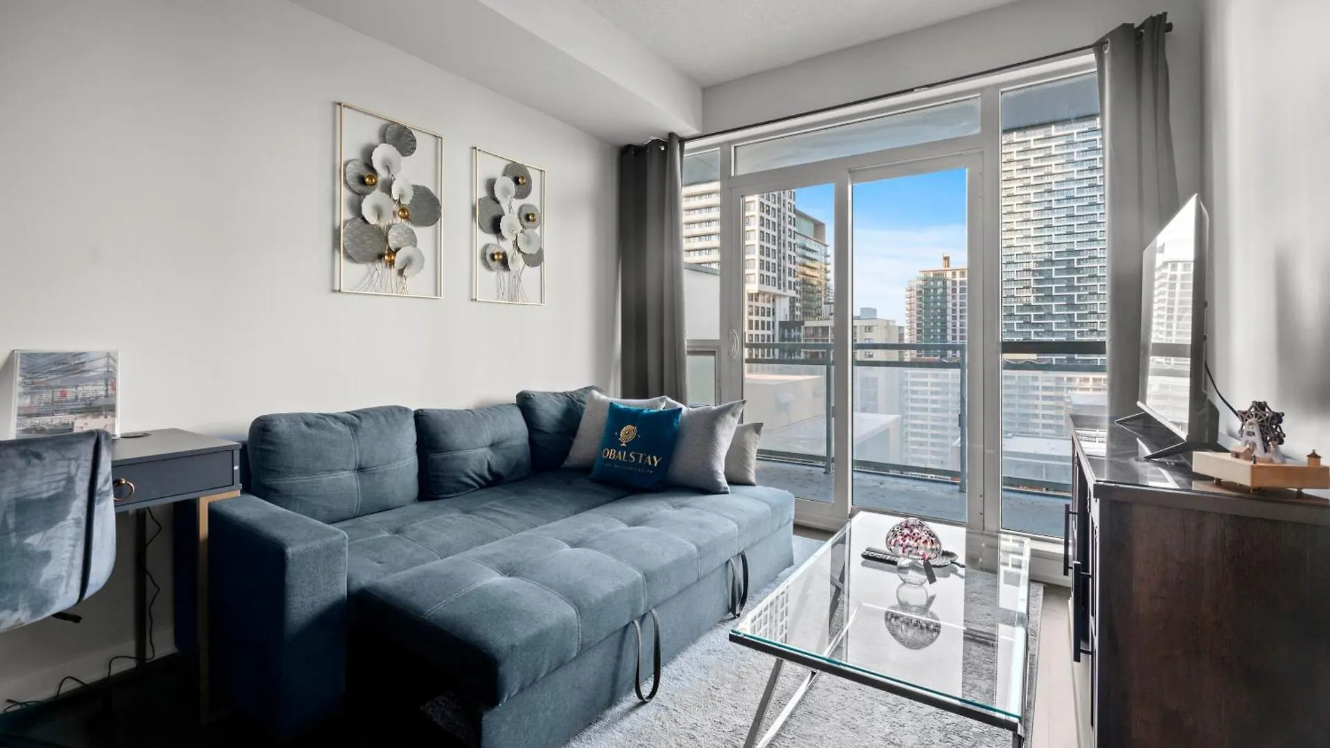 Modern Lillian St Apartments By Globalstay Toronto Canada